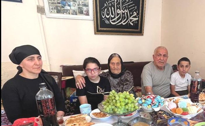 Сотрудники Комплексного центра Дахадаевского района посетили пожилую семейную пару Алиевых из села Дибгаши